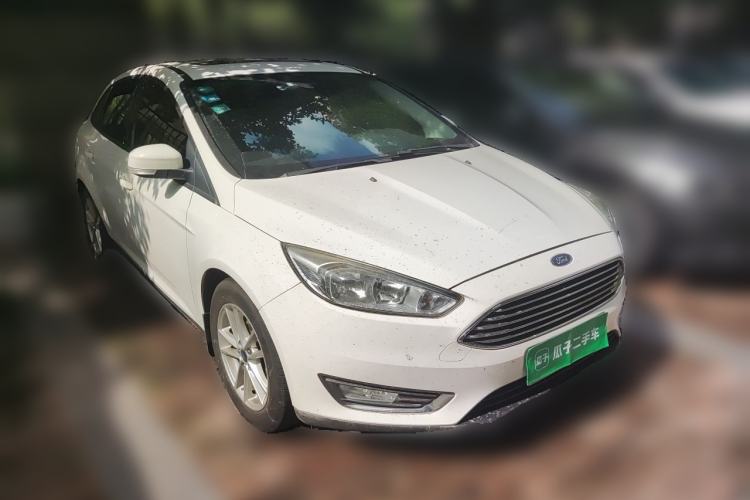 Used Ford Focus 2015 Sedan 1.6L Automatic Trend Model Front Right 45 Deg