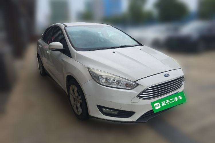Used Ford Focus 2015 Sedan 1.6L Automatic Comfort Model Front Right 45 Deg