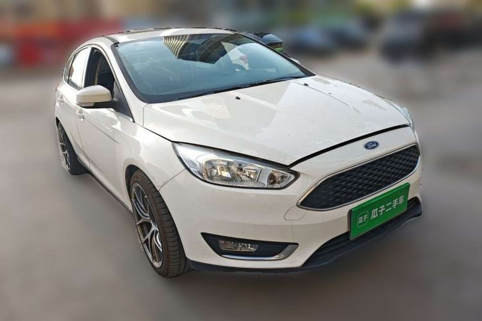 Used Ford Focus 2015 Hatchback EcoBoost 180 Automatic Elite Model Front Right 45 Deg