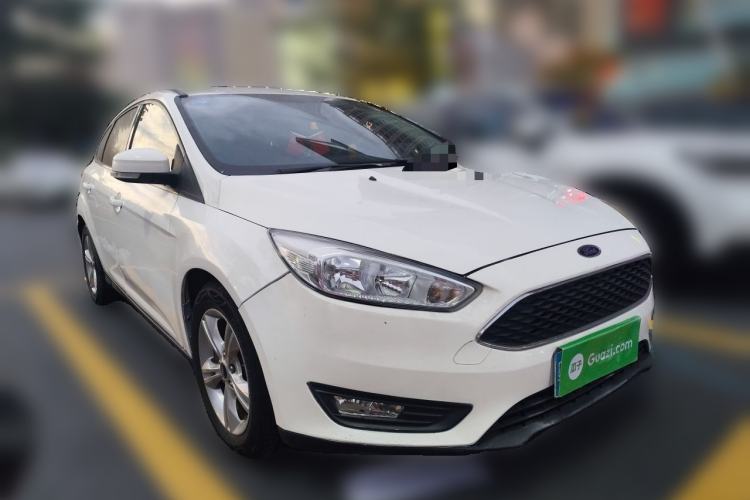 Used Ford Focus 2015 Hatchback 1.6L Automatic Comfort Model Front Right 45 Deg