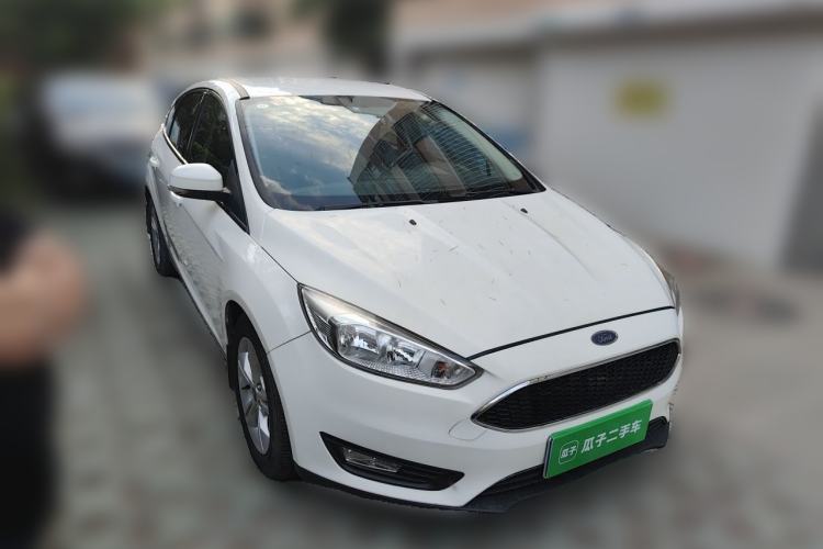 Used Ford Focus 2015 Hatchback 1.6L Automatic Comfort Model Front Right 45 Deg
