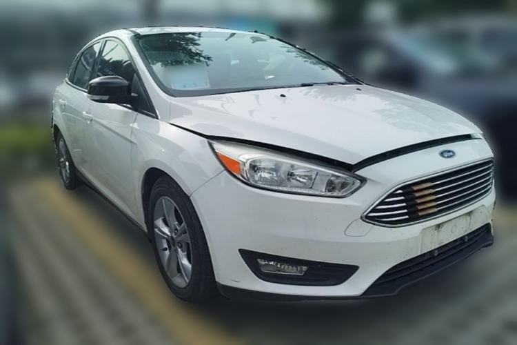 Used Ford Focus 2015 Sedan 1.6L Automatic Comfort Model Front Right 45 Deg