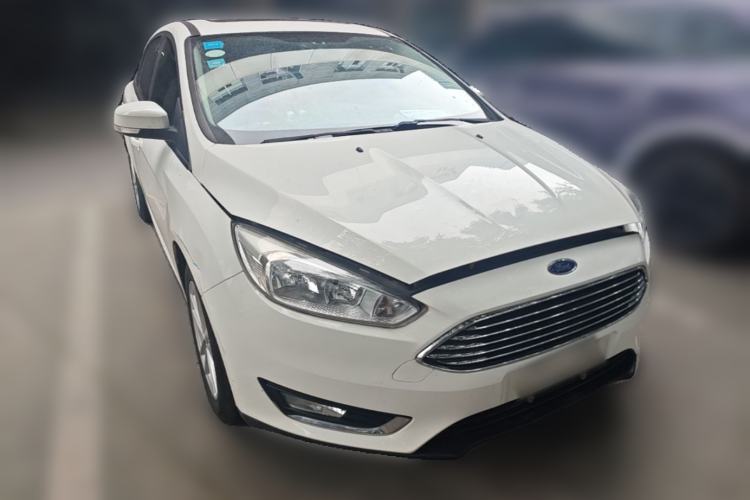 Used Ford Focus 2015 Sedan 1.6L Automatic Trend Model Front Right 45 Deg