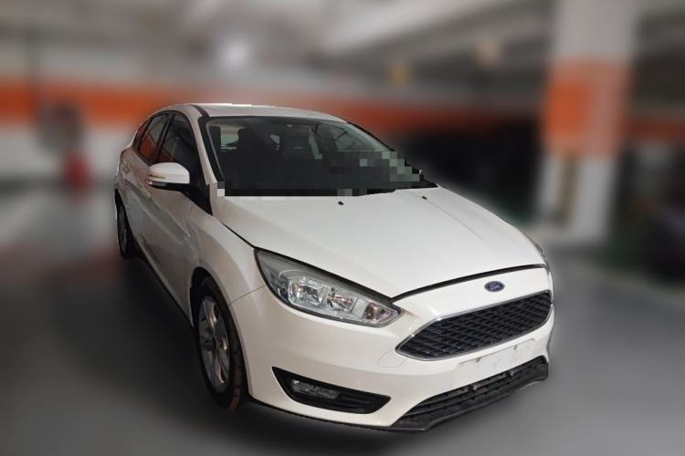 Used Ford Focus 2015 Hatchback 1.6L Automatic Comfort Model Front Right 45 Deg