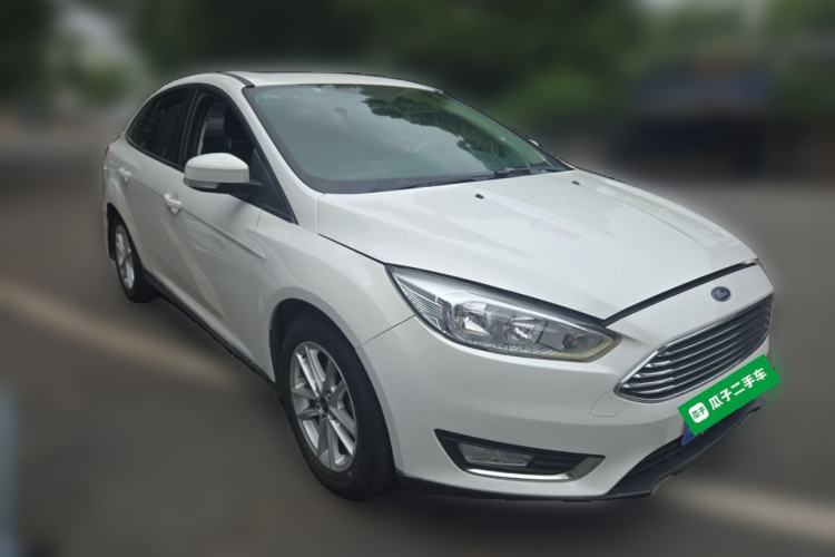 Used Ford Focus 2015 Sedan 1.6L Automatic Trend Model Front Right 45 Deg