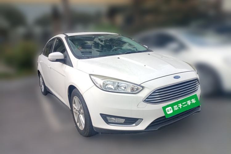 Used Ford Focus 2015 Sedan 1.6L Automatic Trend Model Front Right 45 Deg