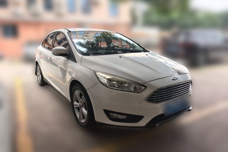 Used Ford Focus 2015 Sedan 1.6L Automatic Comfort Model Front Right 45 Deg