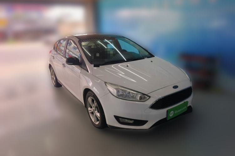 Used Ford Focus 2015 Hatchback 1.6L Automatic Comfort Model Front Right 45 Deg