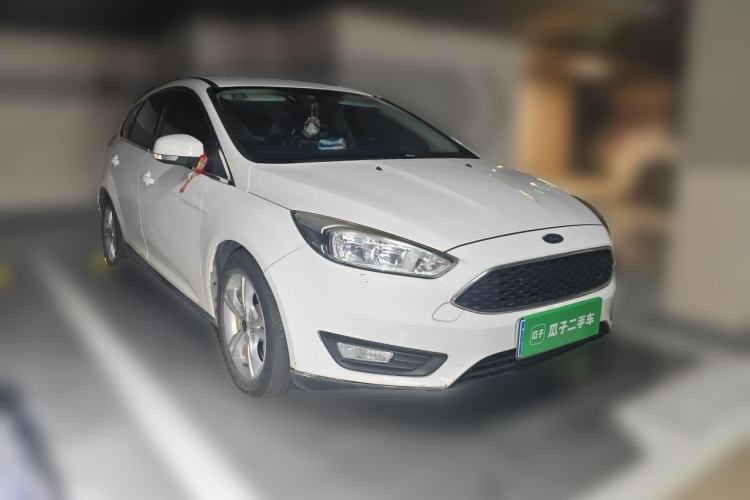 Used Ford Focus 2015 Hatchback 1.6L Automatic Comfort Model Front Right 45 Deg
