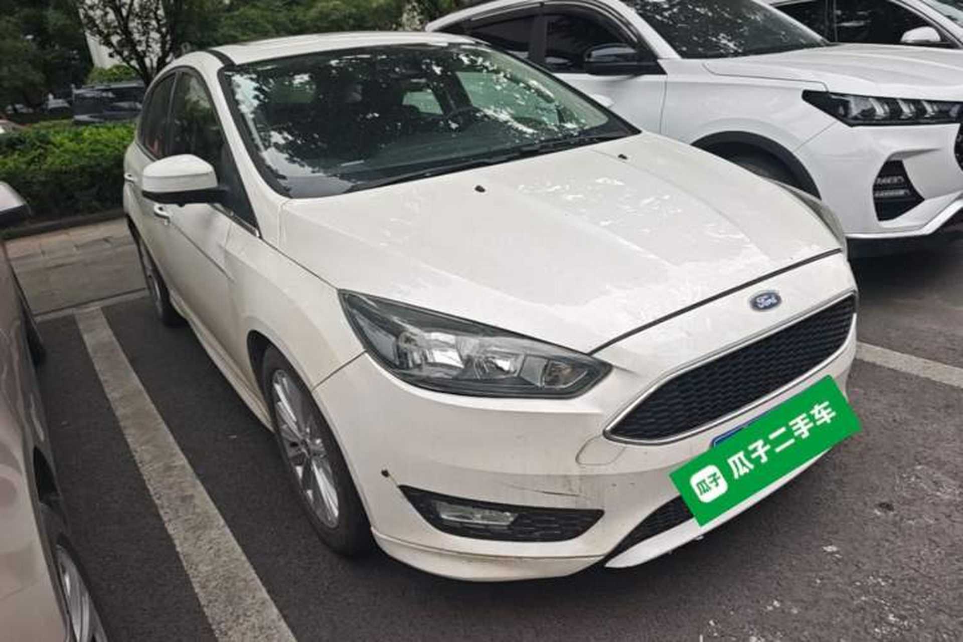 Used Ford Focus 2015 Hatchback EcoBoost 180 Automatic Sport Model Front Right 45 Deg