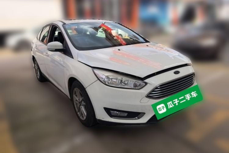 Used Ford Focus 2015 Sedan 1.6L Automatic Trend Model Front Right 45 Deg