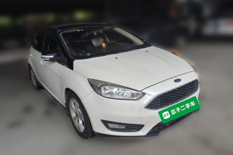Used Ford Focus 2015 Hatchback 1.6L Automatic Comfort Model Front Right 45 Deg