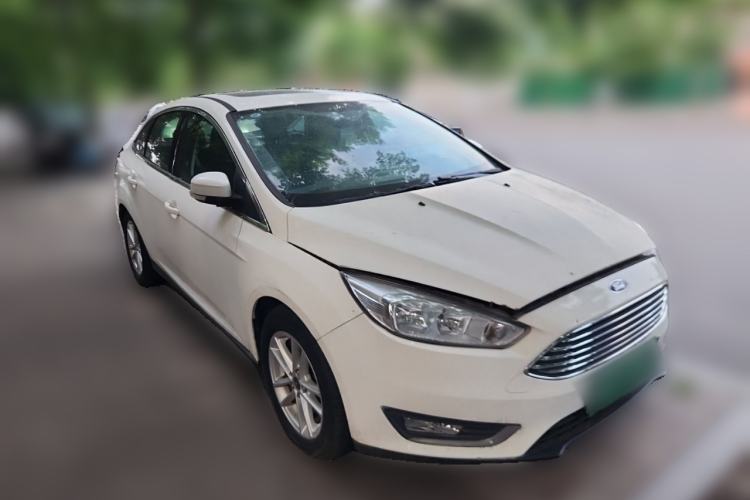 Used Ford Focus 2015 Sedan 1.6L Automatic Trend Model Front Right 45 Deg