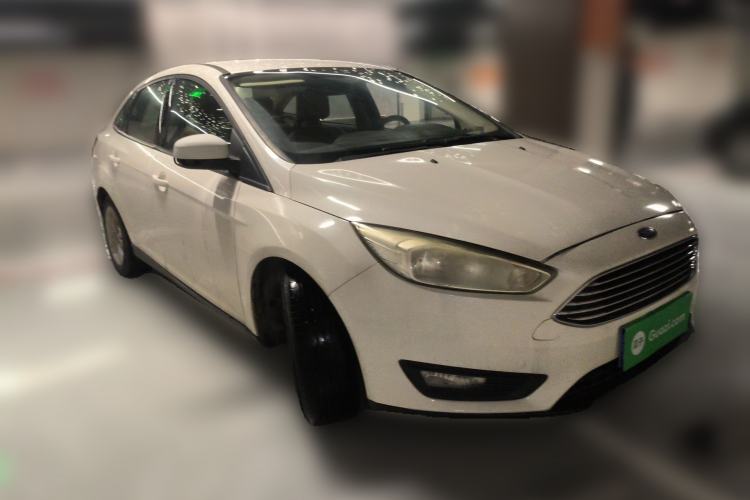 Used Ford Focus 2015 Sedan 1.6L Automatic Comfort Model Front Right 45 Deg
