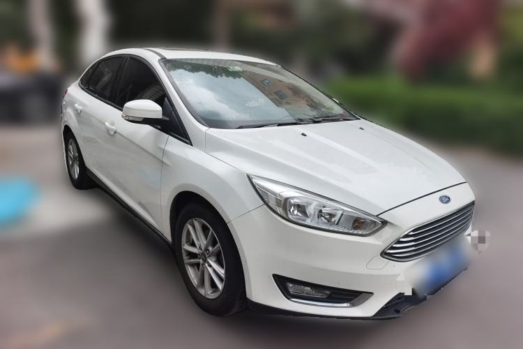 Used Ford Focus 2015 Sedan 1.6L Automatic Trend Model Front Right 45 Deg