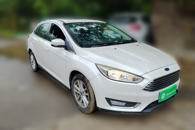 Used Ford Focus 2015 Sedan 1.6L Automatic Trend Model Front Right 45 Deg