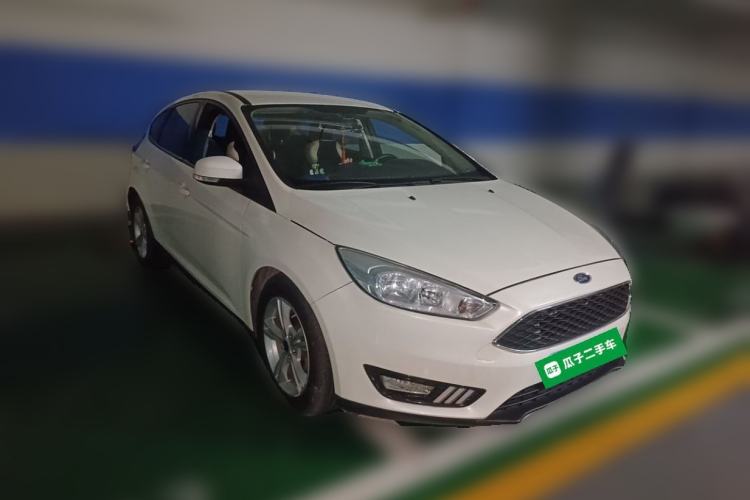 Used Ford Focus 2015 Hatchback 1.6L Automatic Comfort Model Front Right 45 Deg