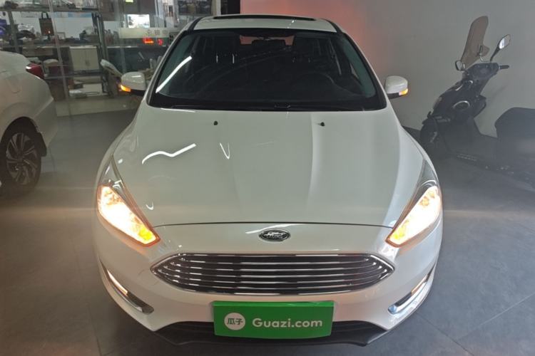 Used Ford Focus 2015 Sedan EcoBoost 180 Automatic Elite Model Front