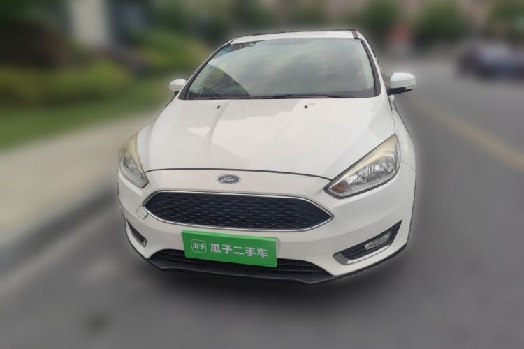 Used Ford Focus 2015 Hatchback EcoBoost 125 Automatic Supreme Style Edition Front