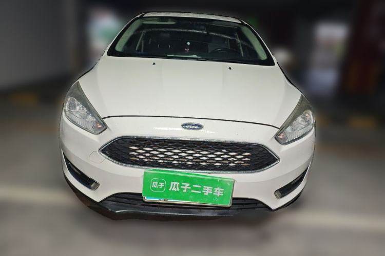 Used Ford Focus 2015 Hatchback 1.6L Automatic Fashion Edition Front