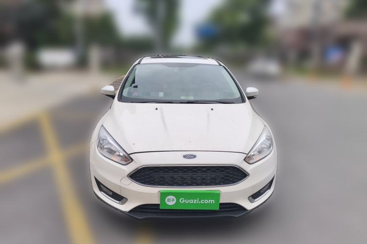 Used Ford Focus 2015 Hatchback 1.6L Automatic Fashion Edition Front