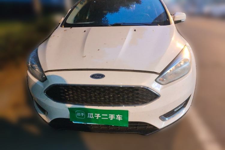 Used Ford Focus 2015 Hatchback EcoBoost 125 Automatic Supreme Style Edition Front