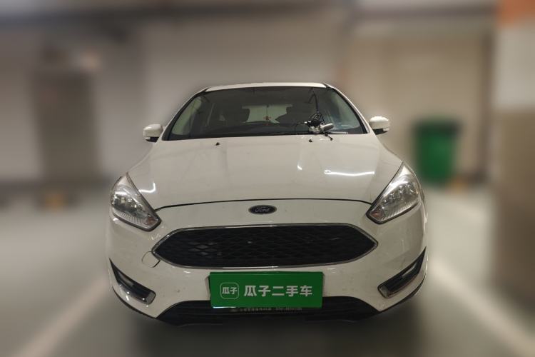 Used Ford Focus 2015 Hatchback 1.6L Automatic Fashion Edition Front