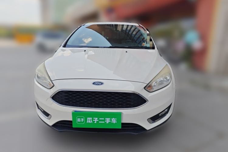 Used Ford Focus 2015 Hatchback EcoBoost 125 Automatic Supreme Style Edition Front
