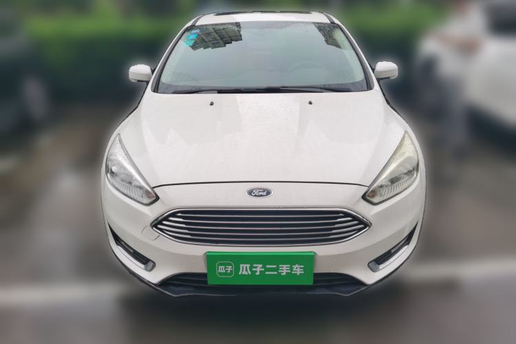 Used Ford Focus 2015 Sedan 1.6L Manual Fashion Edition Front
