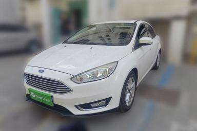 Used Ford Focus 2015 Sedan EcoBoost 125 Manual – Ultra-Style Edition
