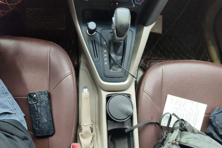 Used Ford Focus 2015 Sedan 1.6L Automatic Comfort Model Gear Lever