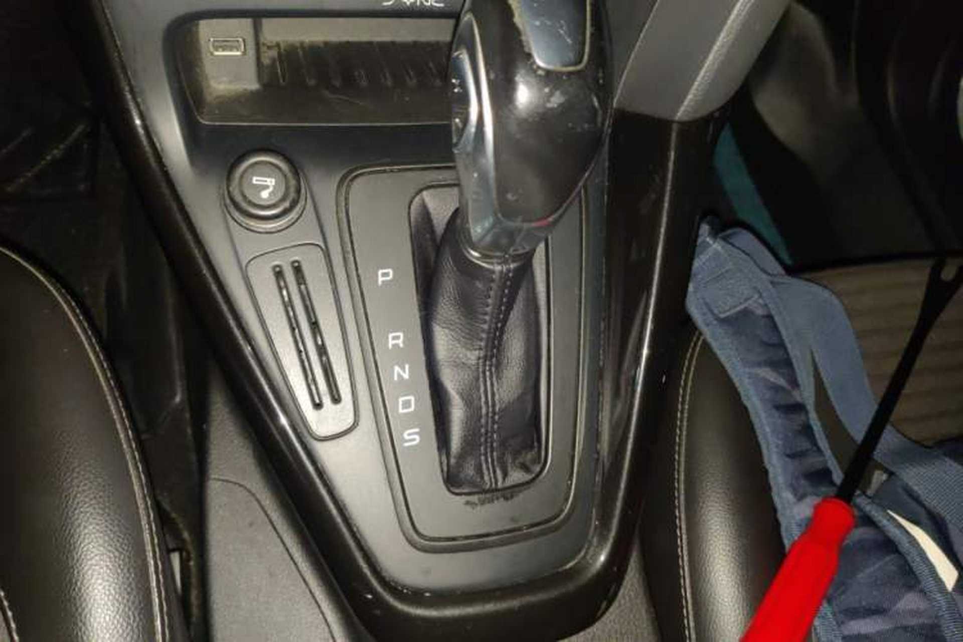 Used Ford Focus 2015 Sedan 1.6L Automatic Trend Model Gear Lever
