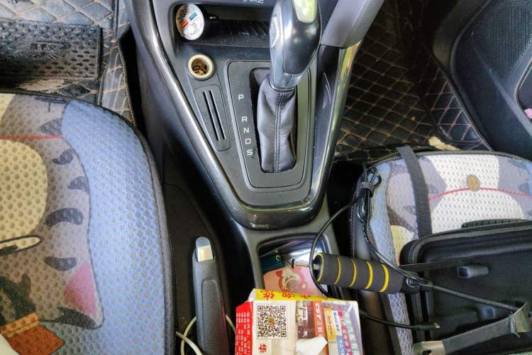 Used Ford Focus 2015 Sedan 1.6L Automatic Trend Model Gear Lever