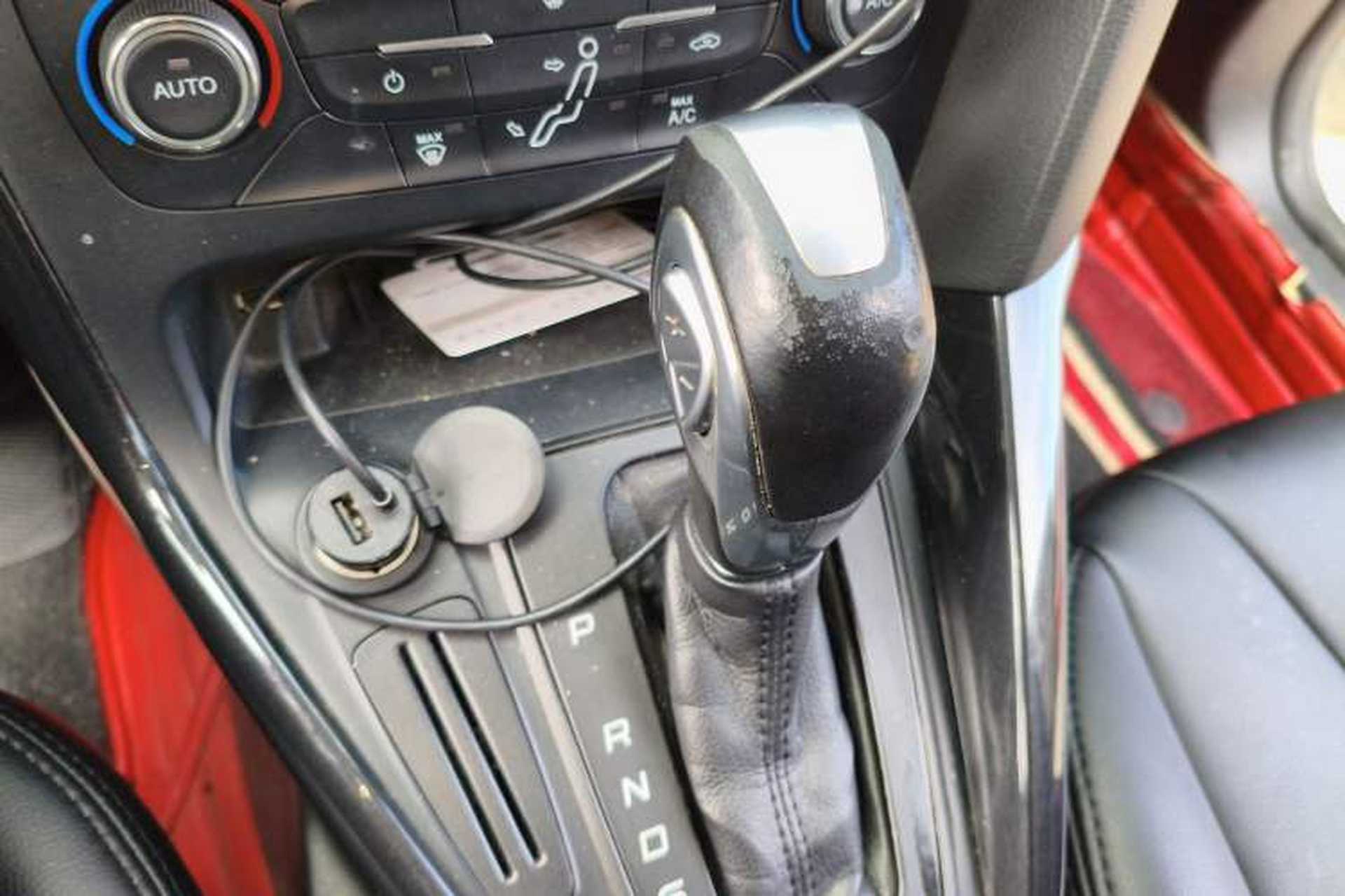 Used Ford Focus 2015 Sedan 1.6L Automatic Trend Model Gear Lever