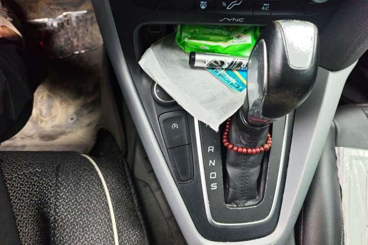 Used Ford Focus 2015 Hatchback EcoBoost 180 Automatic Sport Model Gear Lever
