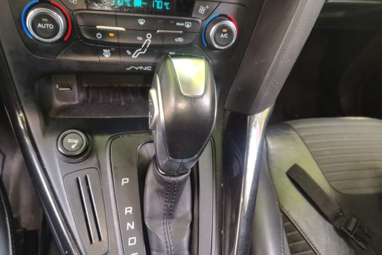 Used Ford Focus 2015 Sedan 1.6L Automatic Trend Model Gear Lever