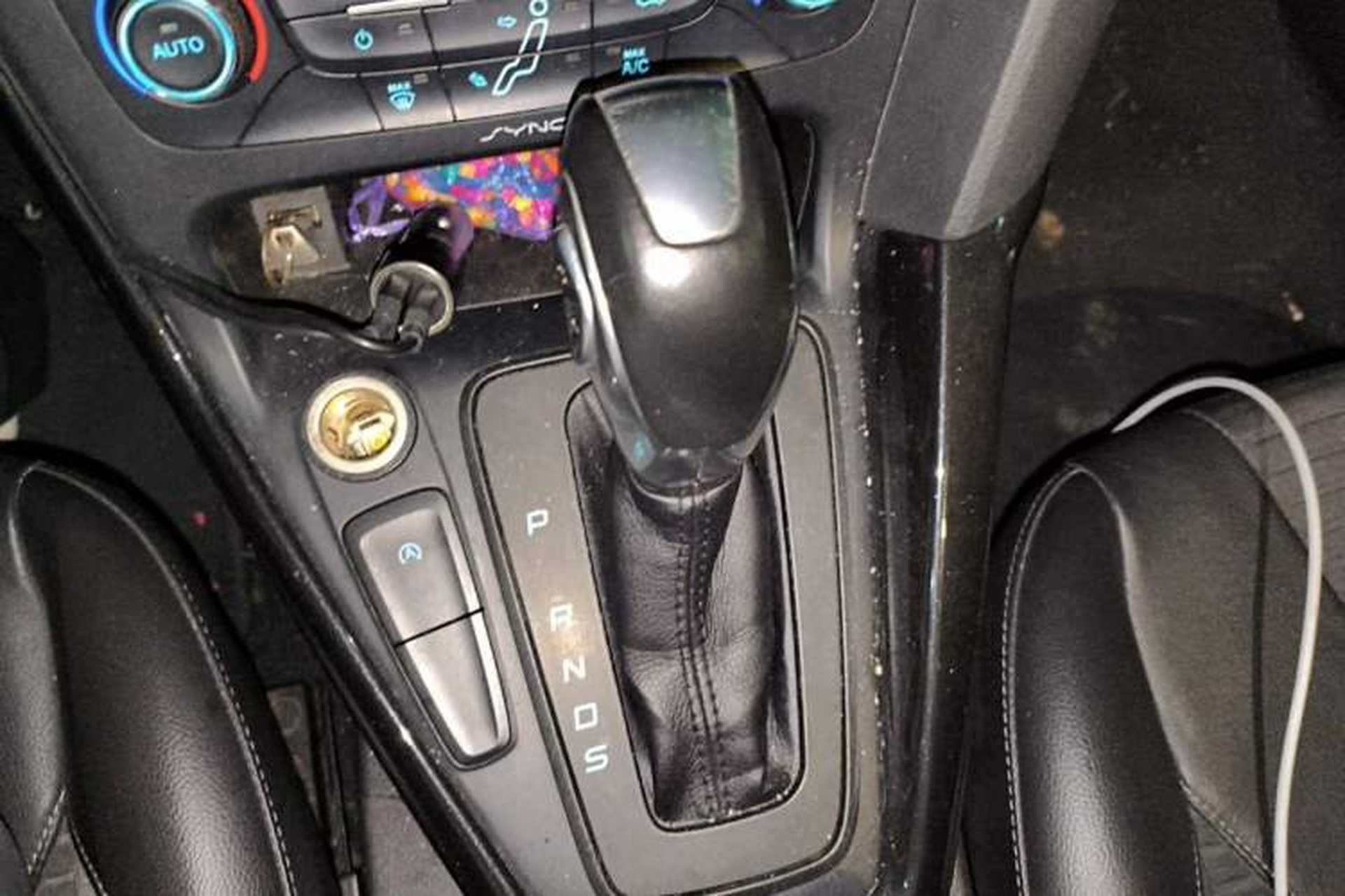 Used Ford Focus 2015 Sedan EcoBoost 180 Automatic Elite Model Gear Lever