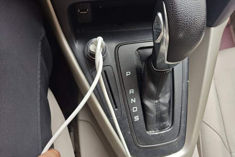 Used Ford Focus 2015 Sedan 1.6L Automatic Comfort Model Gear Lever