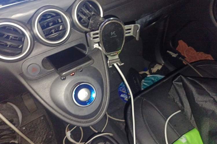Used Ford Focus 2015 Sedan 1.6L Automatic Trend Model Gear Lever