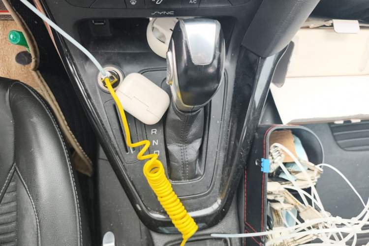 Used Ford Focus 2015 Sedan 1.6L Automatic Trend Model Gear Lever