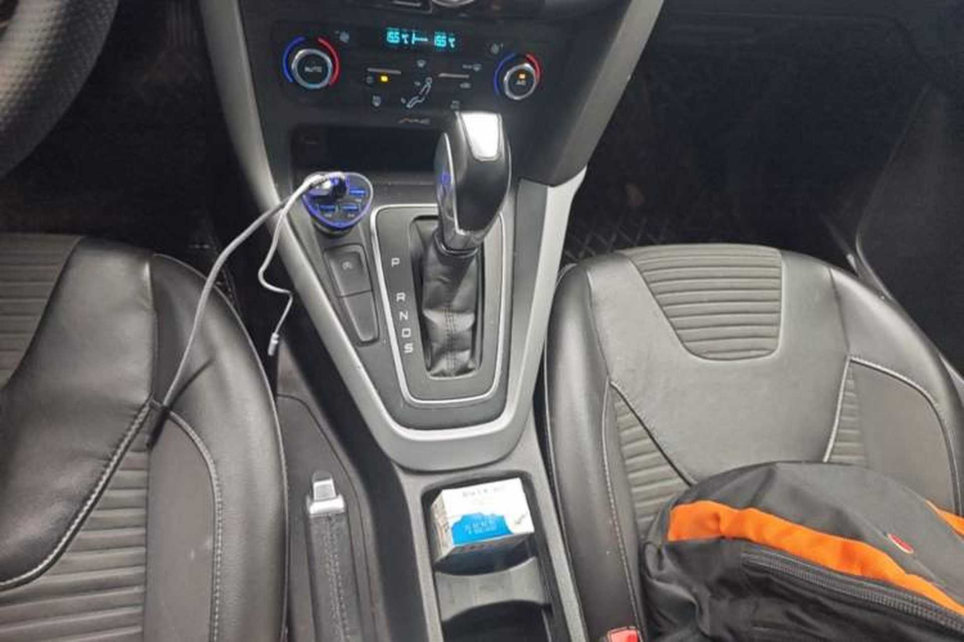 Used Ford Focus 2015 Hatchback EcoBoost 180 Automatic Sport Model Gear Lever