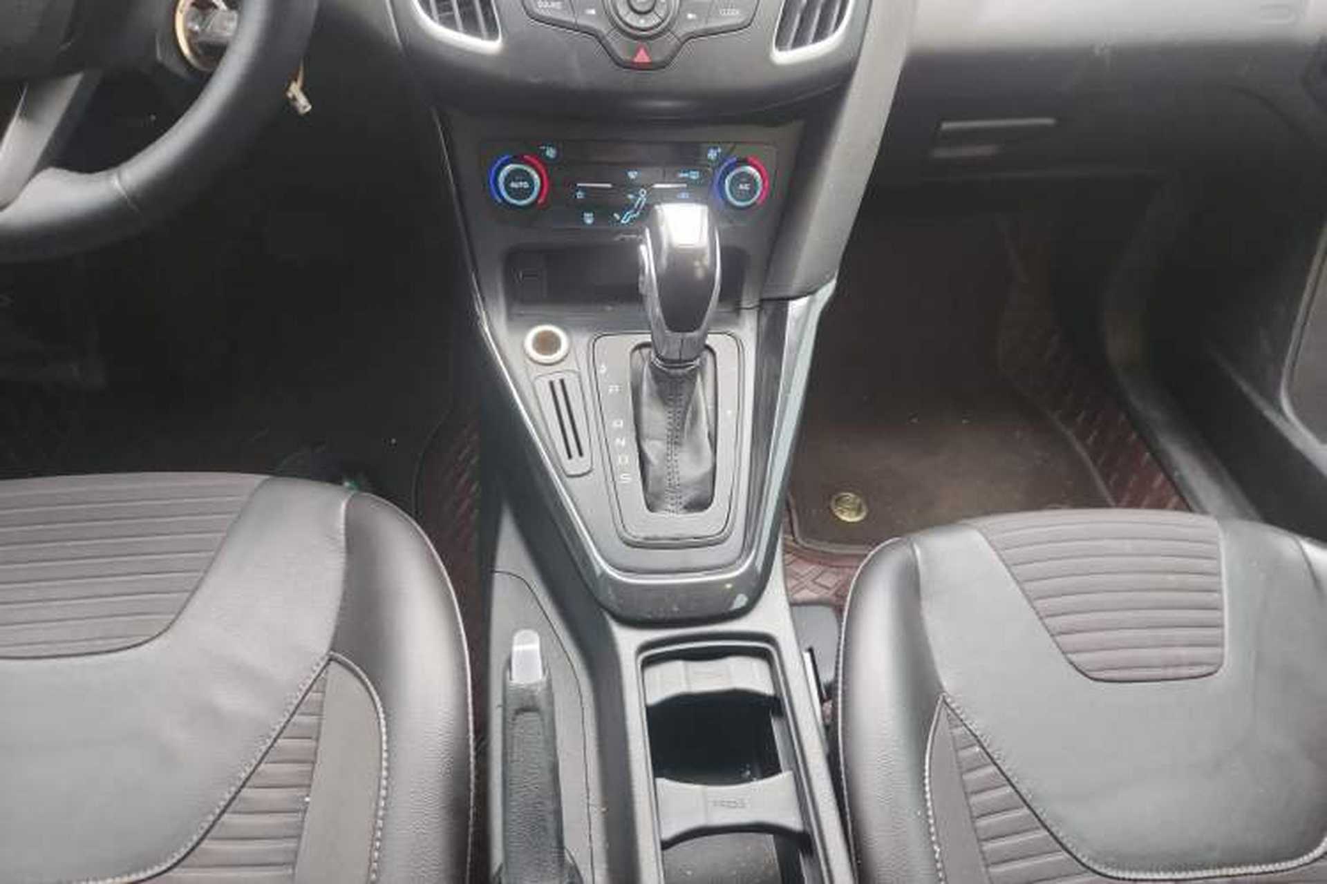Used Ford Focus 2015 Sedan 1.6L Automatic Trend Model Gear Lever