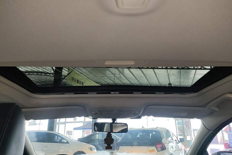Used Ford Focus 2015 Hatchback 1.6L Automatic Fashion Edition Headliner