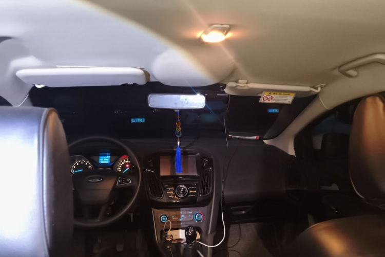 Used Ford Focus 2015 Hatchback 1.6L Manual Comfort Edition Headliner