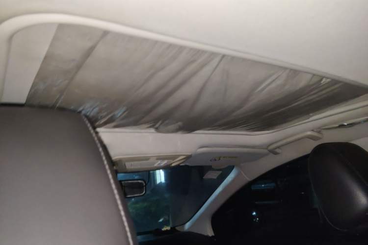 Used Ford Focus 2015 Sedan 1.6L Automatic Trend Model Headliner
