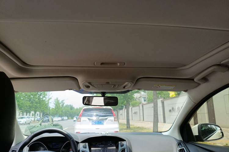 Used Ford Focus 2015 Hatchback 1.6L Automatic Fashion Edition Headliner