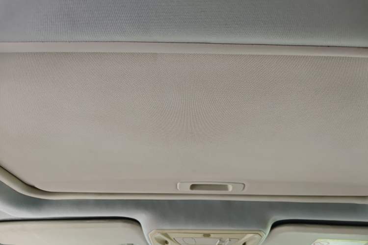 Used Ford Focus 2015 Sedan EcoBoost 125 Manual – Ultra-Style Edition Headliner