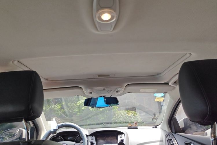 Used Ford Focus 2015 Hatchback 1.6L Automatic Fashion Edition Headliner