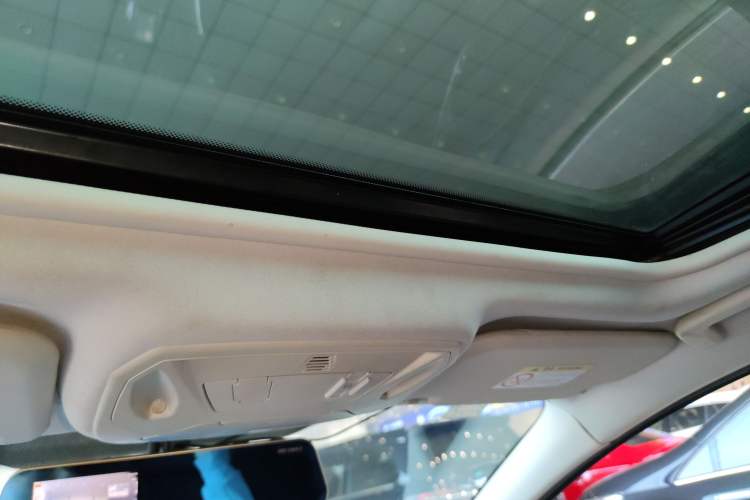 Used Ford Focus 2015 Sedan EcoBoost 180 Automatic Elite Model Headliner
