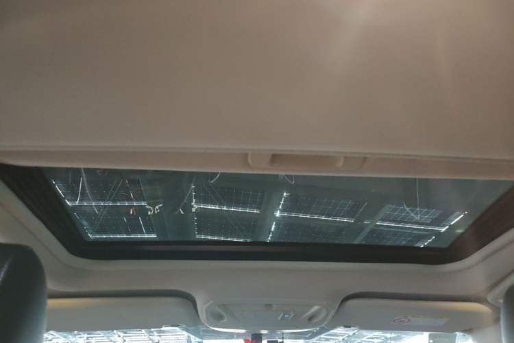 Used Ford Focus 2015 Hatchback EcoBoost 125 Automatic Supreme Style Edition Headliner